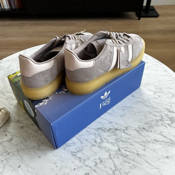 M 10.5 Ronnie Fieg x Clarks x 8th St Adidas Gazelle - Picture 2 of 15